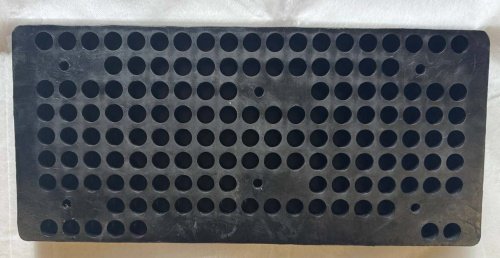 Seitliche Gummiauflage