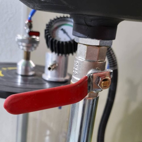 Установка для вакуумного отбора и слива масла 65л с колбой Meclube 040-1442-000