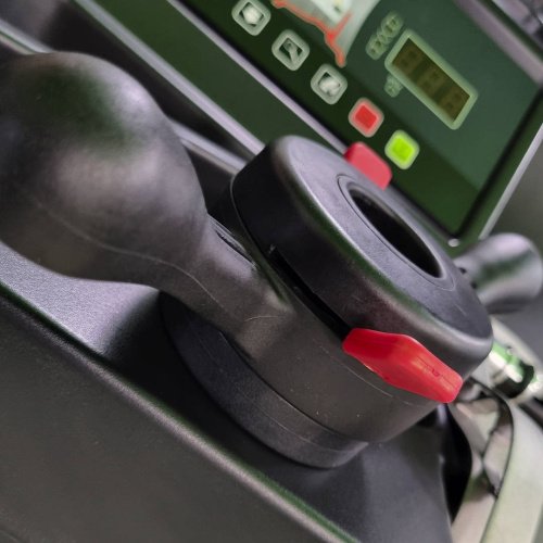 2D Reifenwuchtmaschine ATH W24