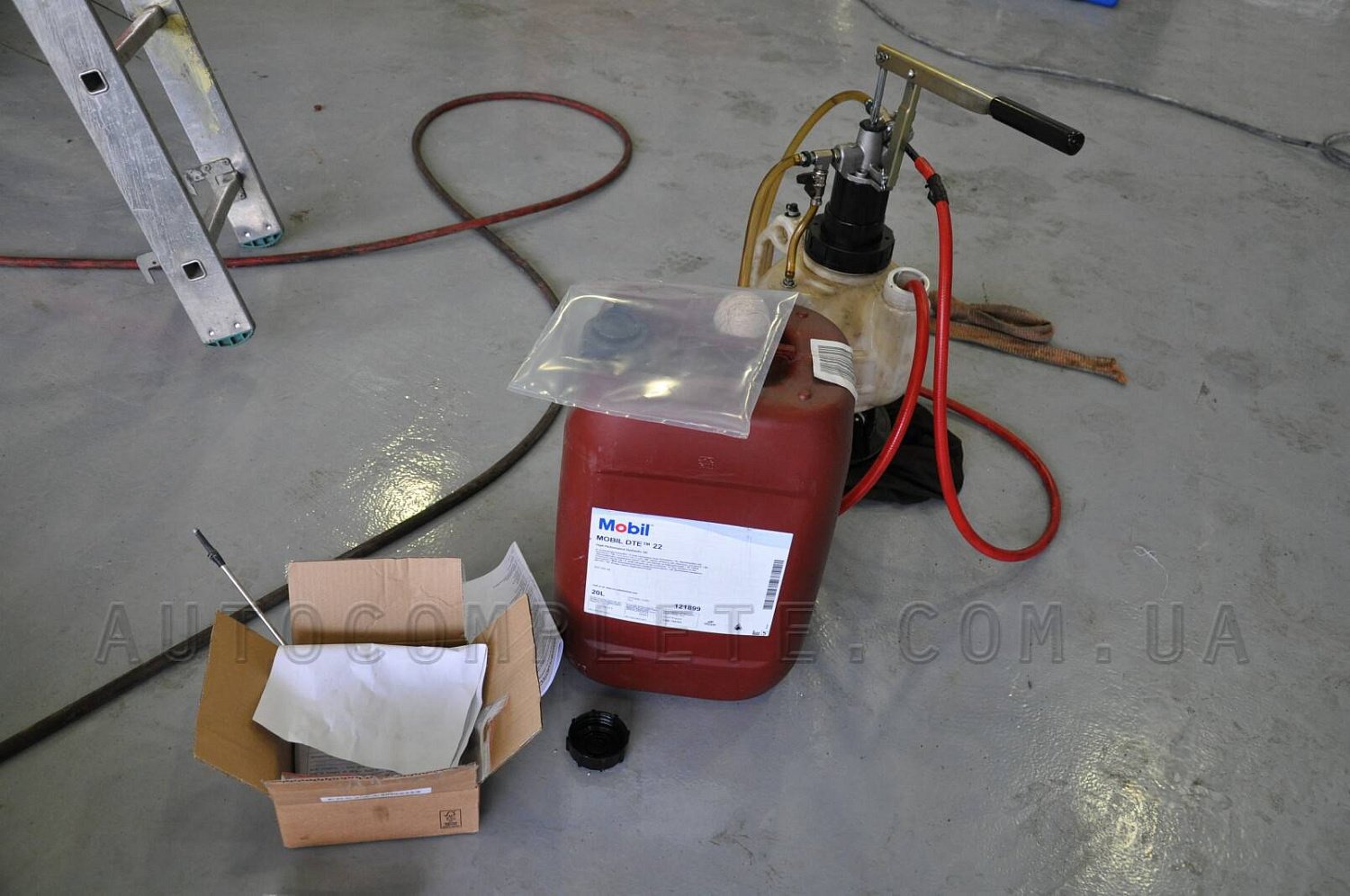 Montaż podnośnika dwukolumnowego