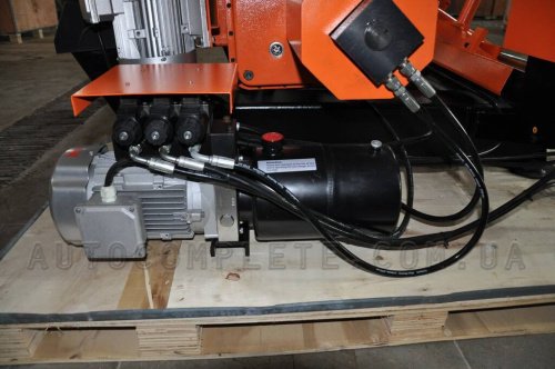 Грузовой шиномонтажный станок Well Kraft 8910C