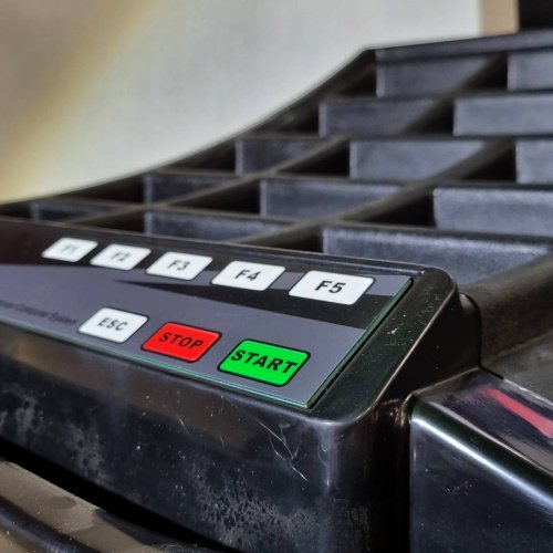 Auswuchtmaschine 2D ATH W62 LCD